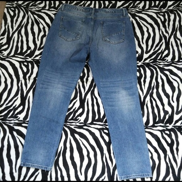 Justfab Sz. 31 Distressed Jeans - Picture 2 of 6